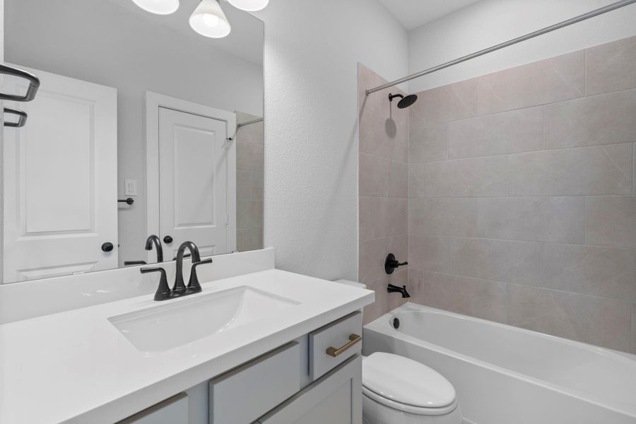 Furnished interior view inside a new home in Fulbrook on Fulshear Creek 60', Fulshear (Image 10). Furnished interior view inside a new home in Fulbrook on Fulshear Creek 60', Fulshear (Image 10).