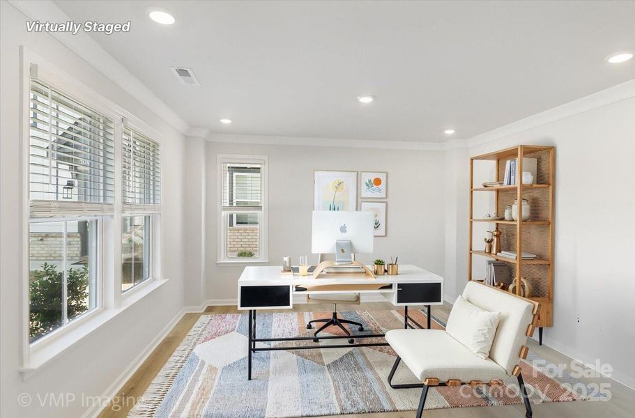 Flex room at entry (virtually staged) Flex room at entry (virtually staged)