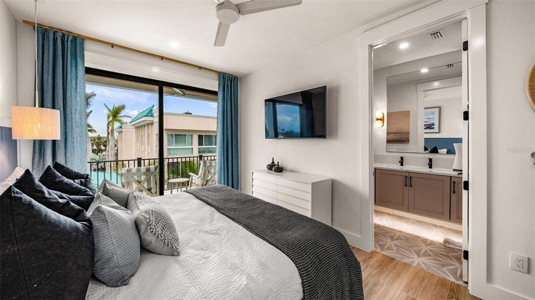 Furnished interior view inside a new home in , Sarasota (Image 42).
