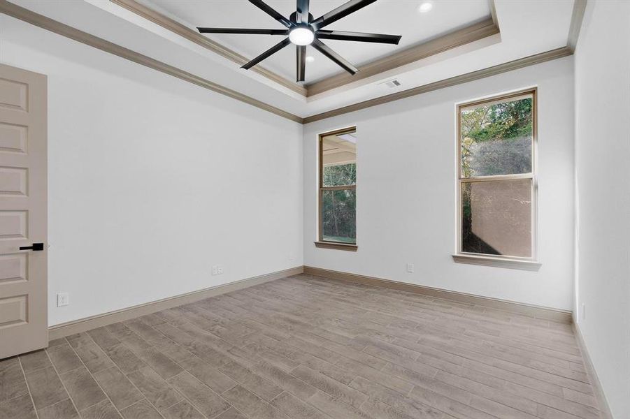 Spacious, unfurnished interior of a new home in , Athens (Image 34).