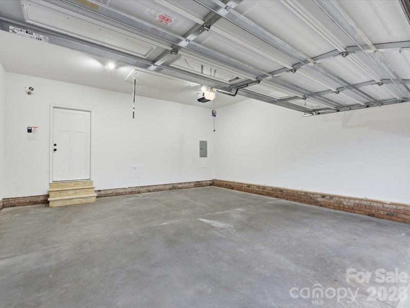Spacious, unfurnished interior of a new home in , Bessemer City (Image 31).