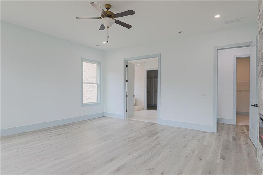 Spacious, unfurnished interior of a new home in , Maysville (Image 36).