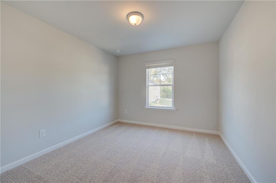 Spacious, unfurnished interior of a new home in Enclave at Evergreen, Fairburn (Image 10). Spacious, unfurnished interior of a new home in Enclave at Evergreen, Fairburn (Image 10).