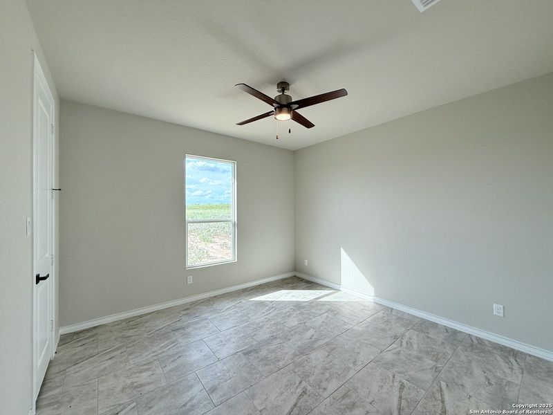 Spacious, unfurnished interior of a new home in , La Vernia (Image 22). Spacious, unfurnished interior of a new home in , La Vernia (Image 22).