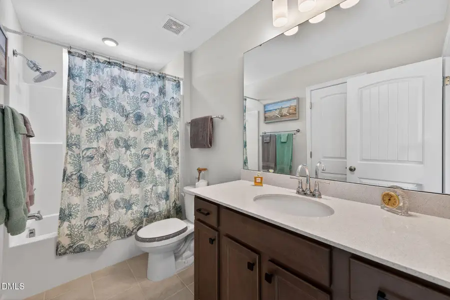 65_33-66-blue-iris-bathroom-2