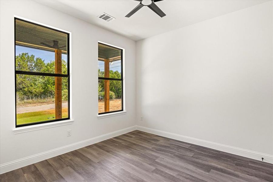 Spacious, unfurnished interior of a new home in , Granbury (Image 13). Spacious, unfurnished interior of a new home in , Granbury (Image 13).