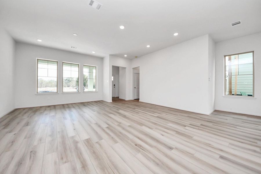 Photos are representative and may not reflect the exact unit.