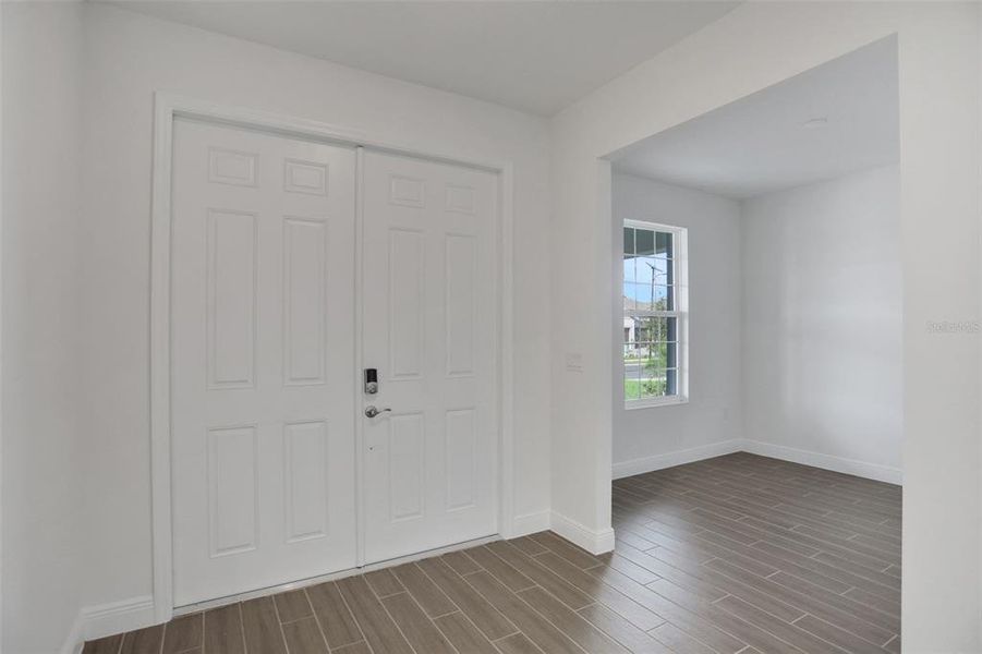 Spacious, unfurnished interior of a new home in Seaire, Parrish (Image 37).