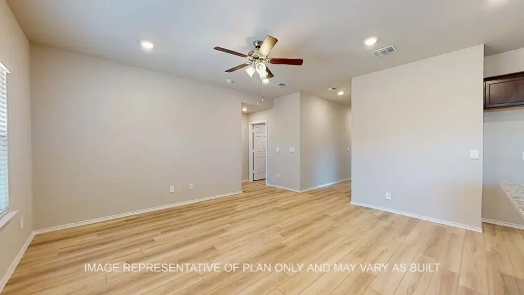 Spacious, unfurnished interior of a new home in Rancho San Gabriel, Georgetown (Image 12).