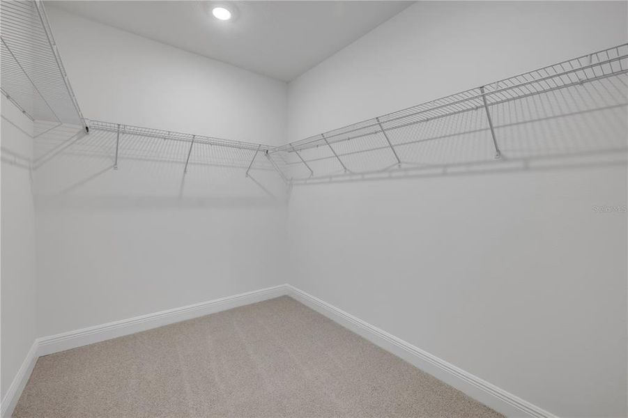 Spacious, unfurnished interior of a new home in , Lady Lake (Image 37).