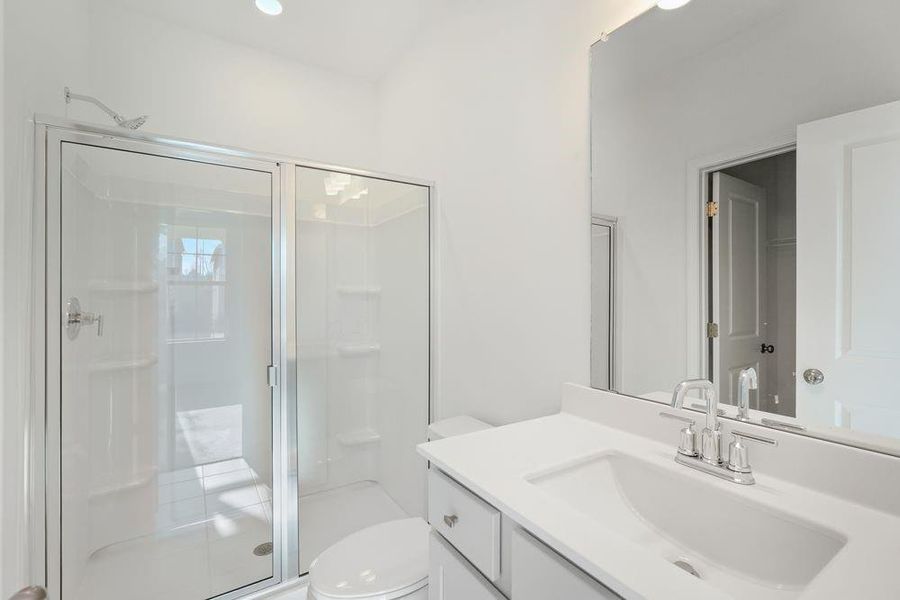 Furnished interior view inside a new home in Auburn Glen, Dacula (Image 14).