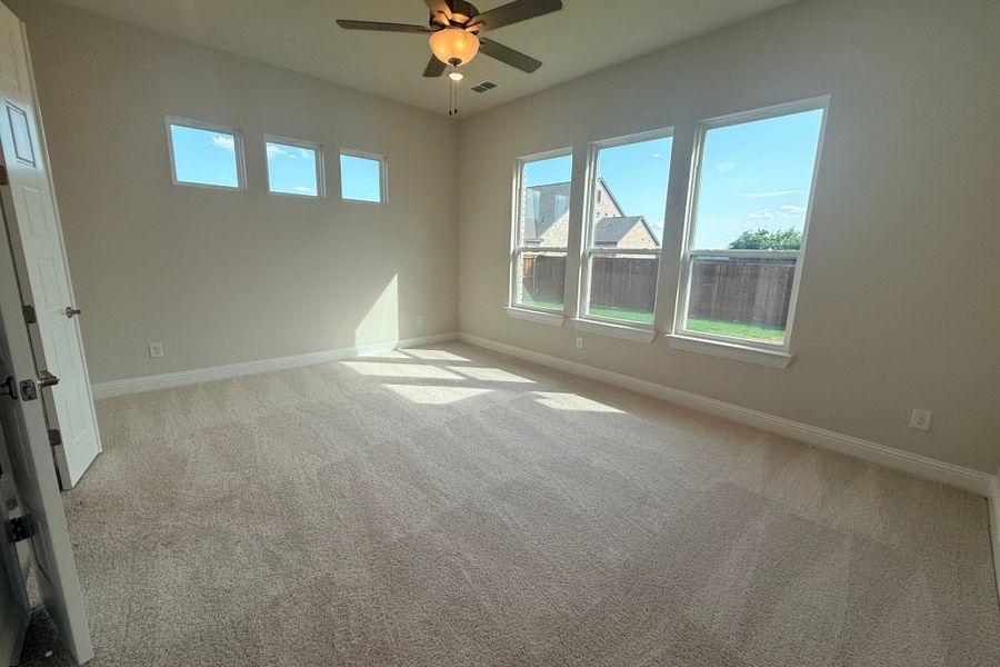 Spacious, unfurnished interior of a new home in Polo Ridge, Forney (Image 17). Spacious, unfurnished interior of a new home in Polo Ridge, Forney (Image 17).