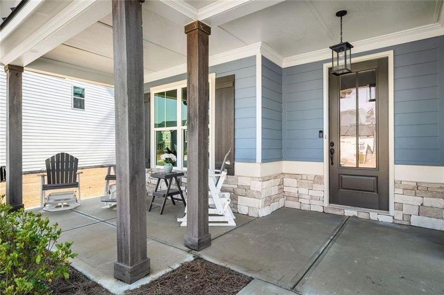 Exterior details and patio area of a home in , Dallas (Image 33).