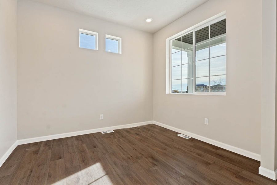 Spacious, unfurnished interior of a new home in Bradley Heights, Colorado Springs (Image 15). Spacious, unfurnished interior of a new home in Bradley Heights, Colorado Springs (Image 15).