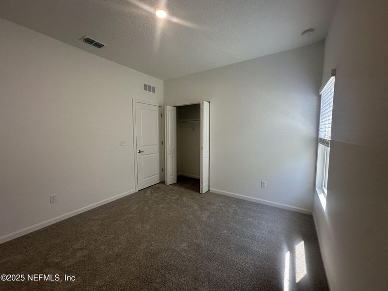 Spacious, unfurnished interior of a new home in Wilford Oaks, Orange Park (Image 33).