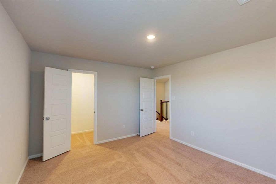 Spacious, unfurnished interior of a new home in Sanderos, Fort Worth (Image 33). Spacious, unfurnished interior of a new home in Sanderos, Fort Worth (Image 33).