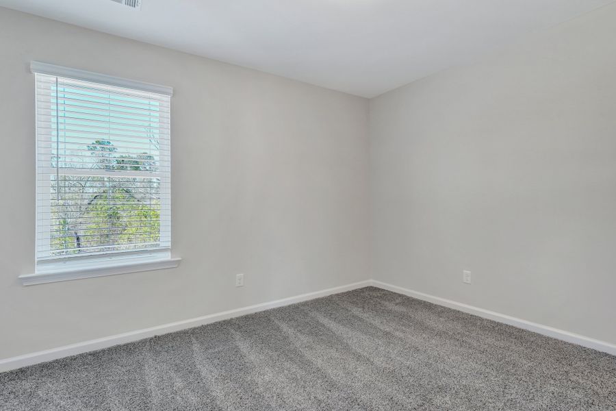 Spacious, unfurnished interior of a new home in Savannah Highlands, Savannah (Image 32).
