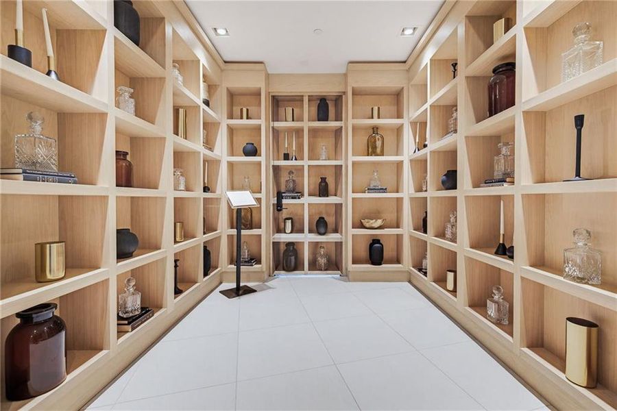 Furnished interior view inside a new home in The Dillon Buckhead, Atlanta (Image 59). Furnished interior view inside a new home in The Dillon Buckhead, Atlanta (Image 59).