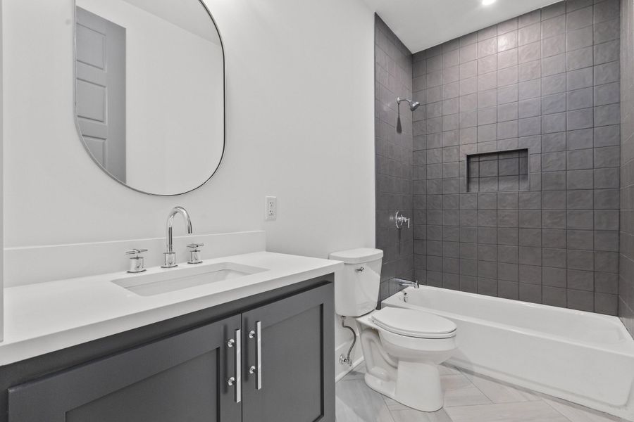 Furnished interior view inside a new home in , Johns Island (Image 47).