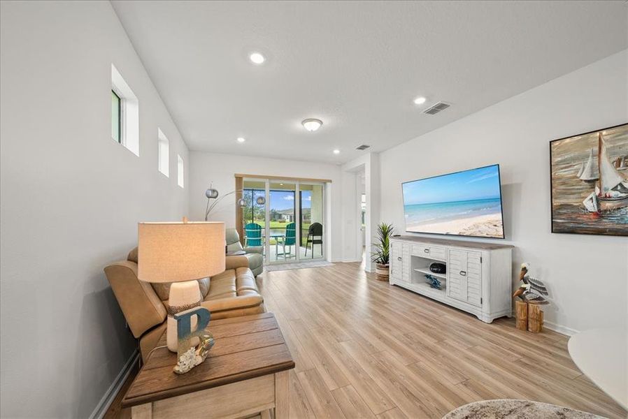 Furnished interior view inside a new home in Del Webb BayView, Parrish (Image 8). Furnished interior view inside a new home in Del Webb BayView, Parrish (Image 8).