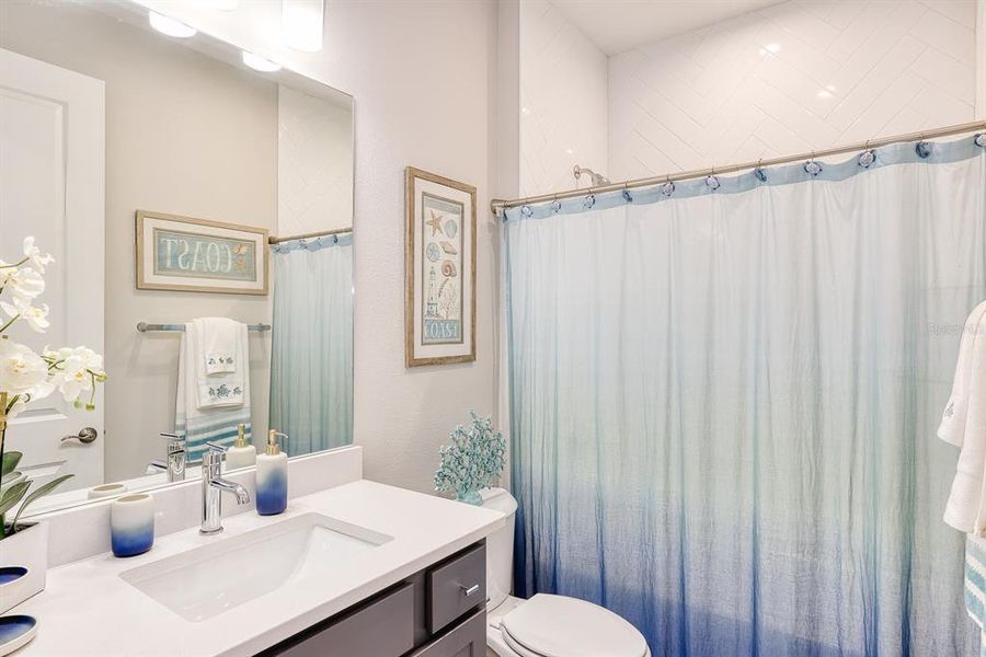 Furnished interior view inside a new home in , Deland (Image 20).