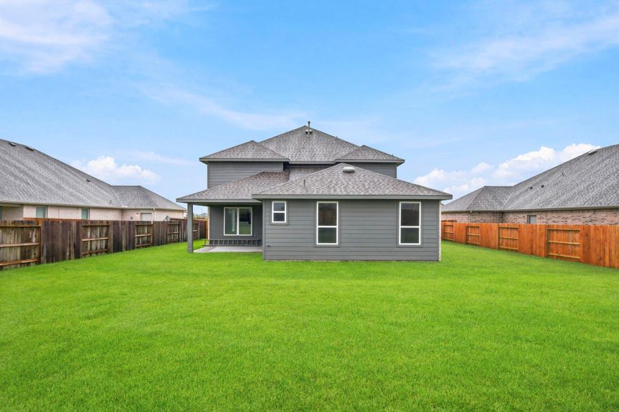 Exterior details and patio area of a home in River Ranch Estates, Dayton (Image 21).