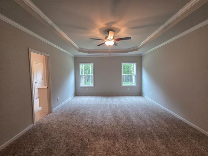 Spacious, unfurnished interior of a new home in , Bethlehem (Image 15).