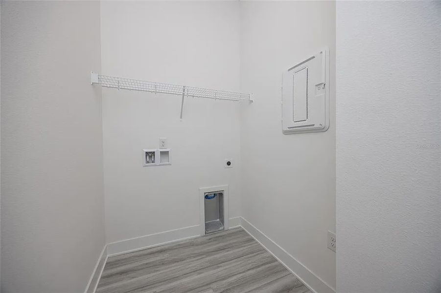 Spacious, unfurnished interior of a new home in Briarwood, Alachua (Image 16). Spacious, unfurnished interior of a new home in Briarwood, Alachua (Image 16).