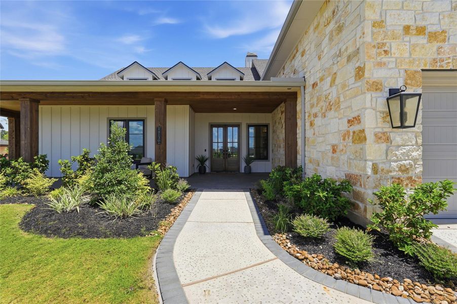 Exterior details and patio area of a home in , Willis (Image 20).