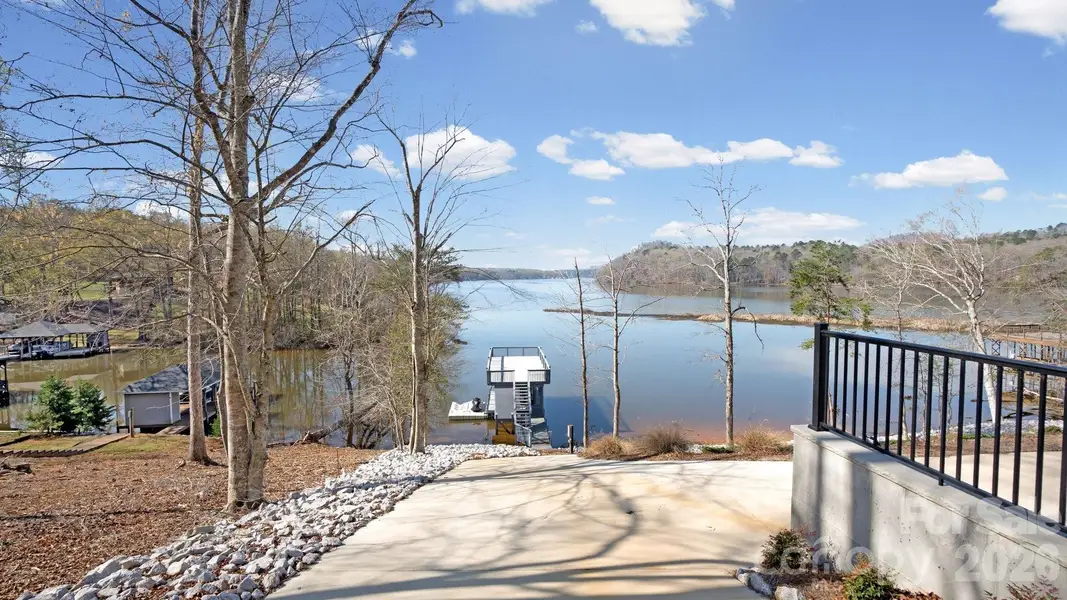 Image 39 of a home in .