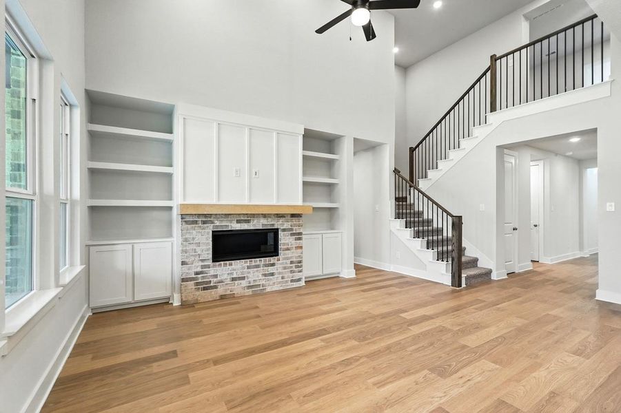 Spacious, unfurnished interior of a new home in COLTON: 50ft. lots, Todd Mission (Image 6).