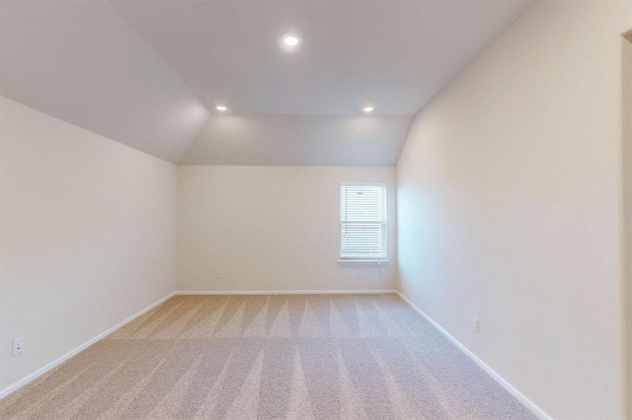 Spacious, unfurnished interior of a new home in The Preserve, Justin (Image 26).