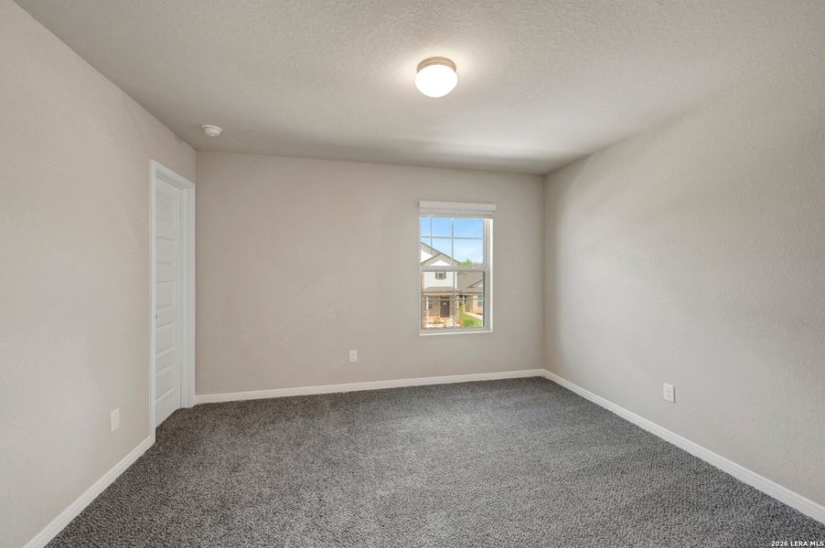 Spacious, unfurnished interior of a new home in Paloma Park, Converse (Image 36).