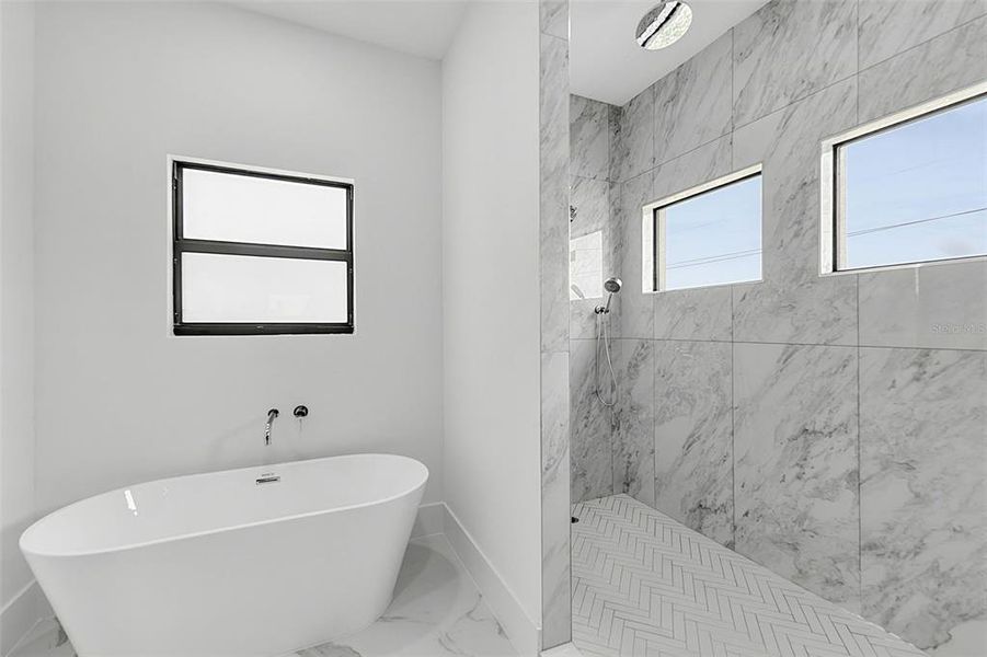 Furnished interior view inside a new home in , Port Charlotte (Image 45).