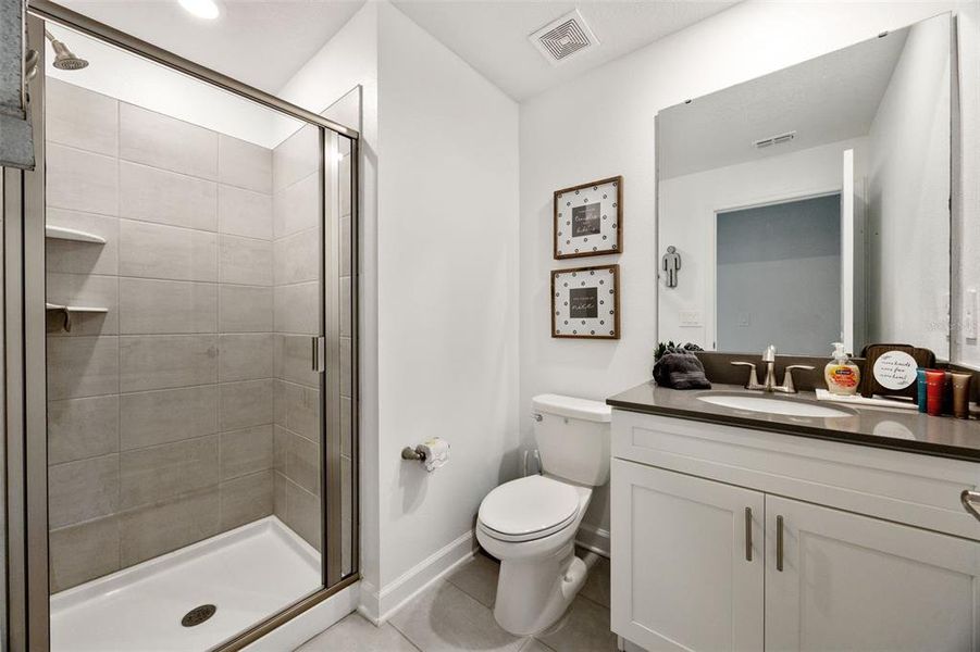 Furnished interior view inside a new home in , Kissimmee (Image 35).