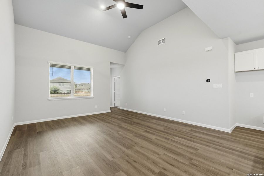 Spacious, unfurnished interior of a new home in Abbott Place, St. Hedwig (Image 23).