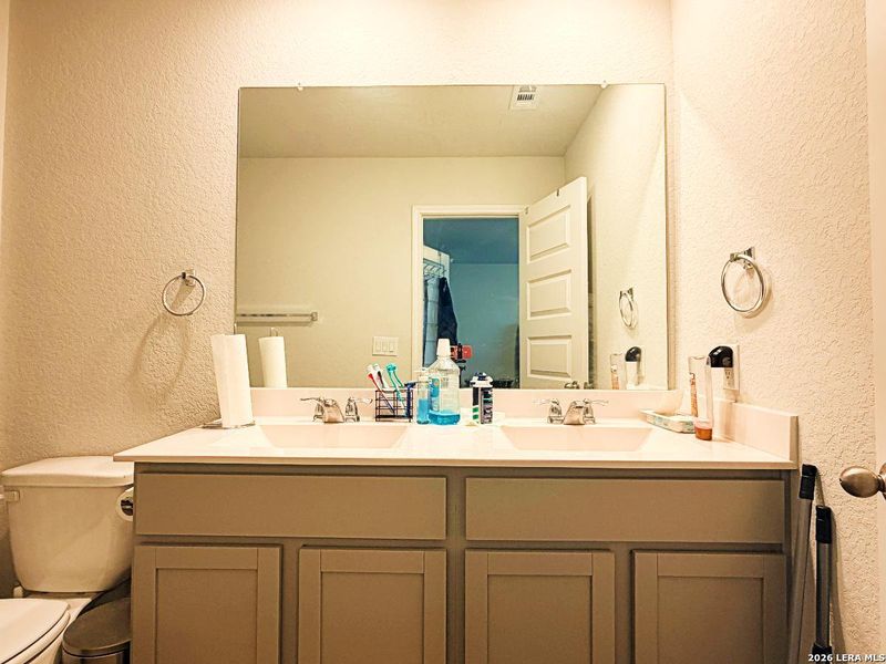 Furnished interior view inside a new home in Blue Ridge Ranch, San Antonio (Image 8).