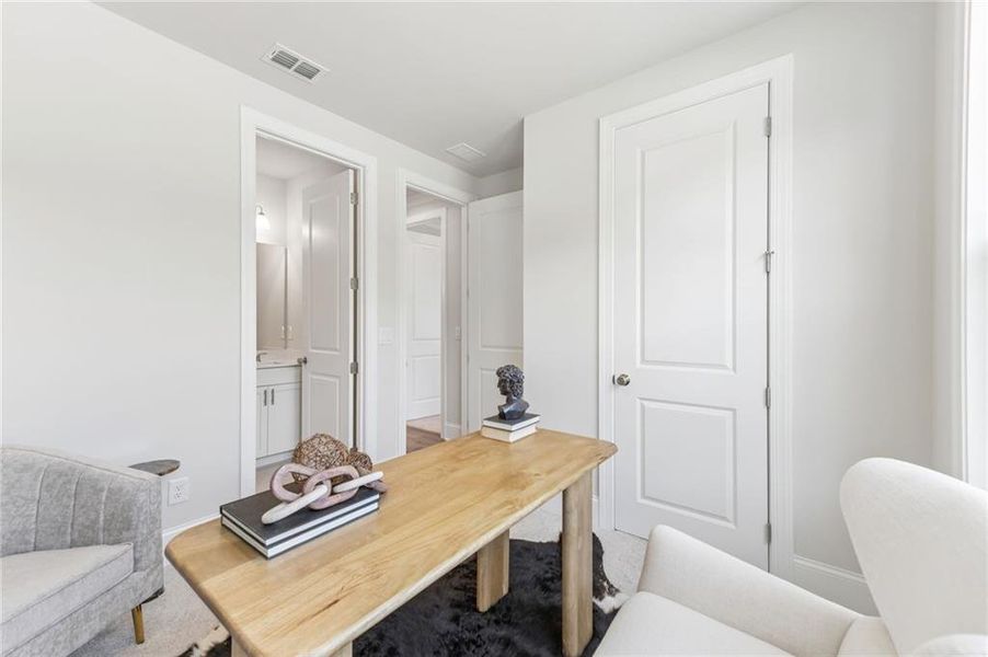 Furnished interior view inside a new home in Aberdeen, Hoschton (Image 19). Furnished interior view inside a new home in Aberdeen, Hoschton (Image 19).