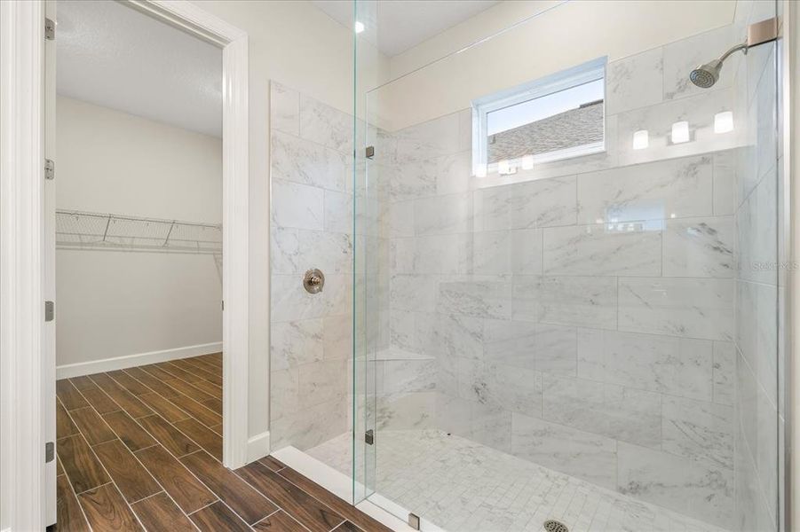 Spacious, unfurnished interior of a new home in , Kissimmee (Image 25).