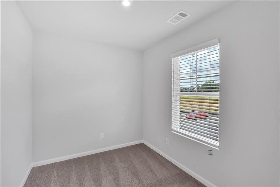 Spacious, unfurnished interior of a new home in Village Green, Adairsville (Image 19).