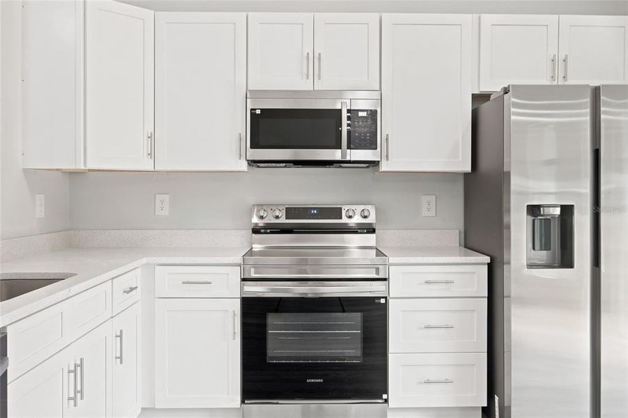 Furnished interior view inside a new home in , Ocala (Image 5).