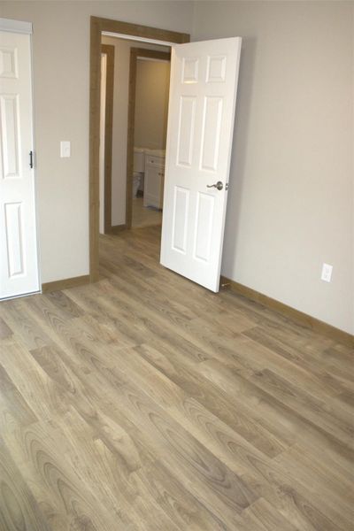 Spacious, unfurnished interior of a new home in , Cleveland (Image 10).
