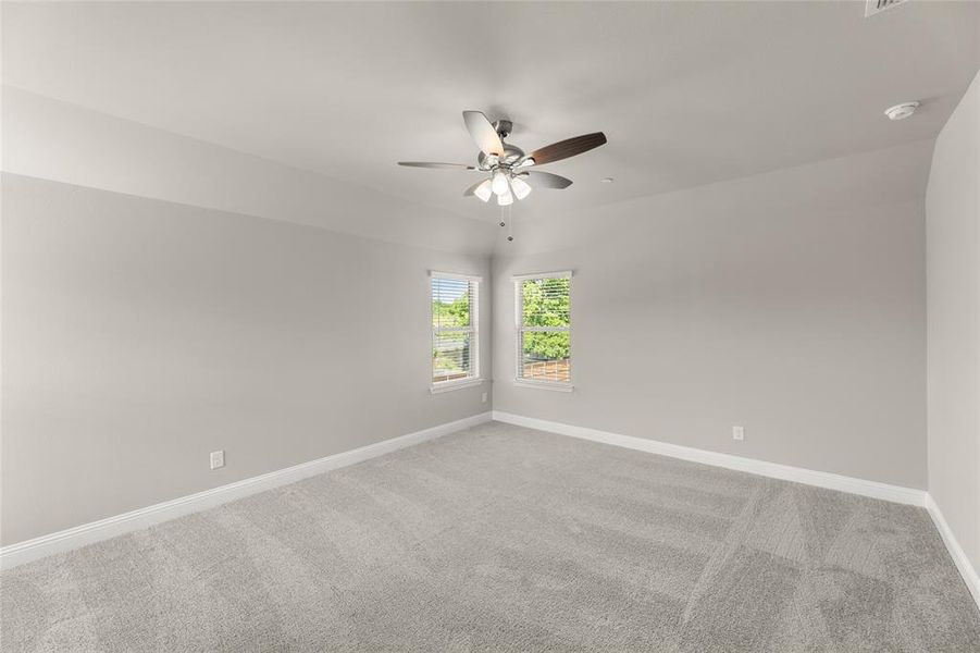 Spacious, unfurnished interior of a new home in Timber Ridge, Corinth (Image 18).