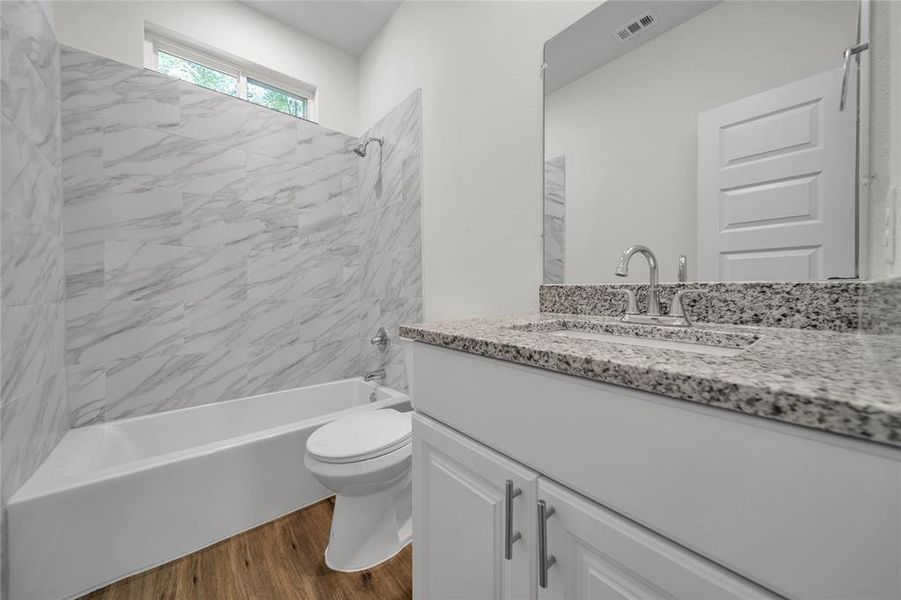 Furnished interior view inside a new home in , Scurry (Image 5).