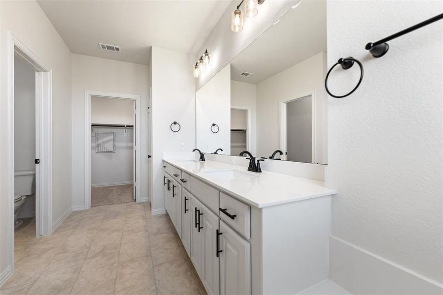 Furnished interior view inside a new home in Morningstar, Aledo (Image 9). Furnished interior view inside a new home in Morningstar, Aledo (Image 9).