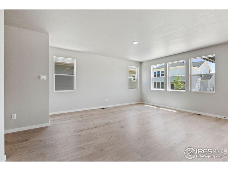 Spacious, unfurnished interior of a new home in , Fort Collins (Image 12).
