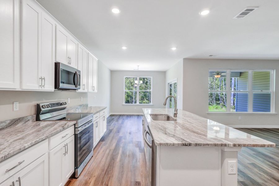 Representative furnished interior of a home built from the The Dublin by Smith Family Homes in Settlers Hammock, Kingsland (Image 18).