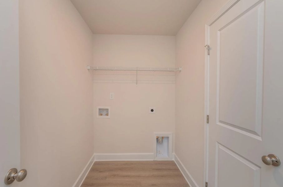 Spacious, unfurnished interior of a new home in Old Shoals, Monetta (Image 13).