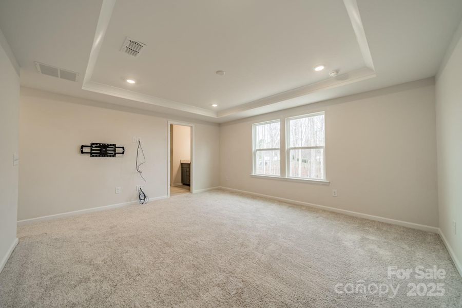Spacious, unfurnished interior of a new home in Stewarts Landing, Charlotte (Image 41).