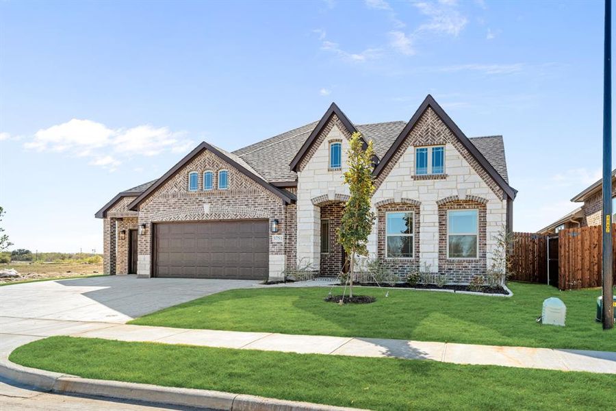 Front exterior of a new home in Georgetown at Kings Fort 60s, Kaufman, TX, highlighting curb appeal (Image 19).